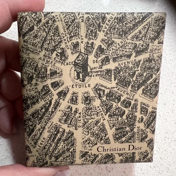 🎁 DIOR LOCK & KEY - Picture 2 of 3